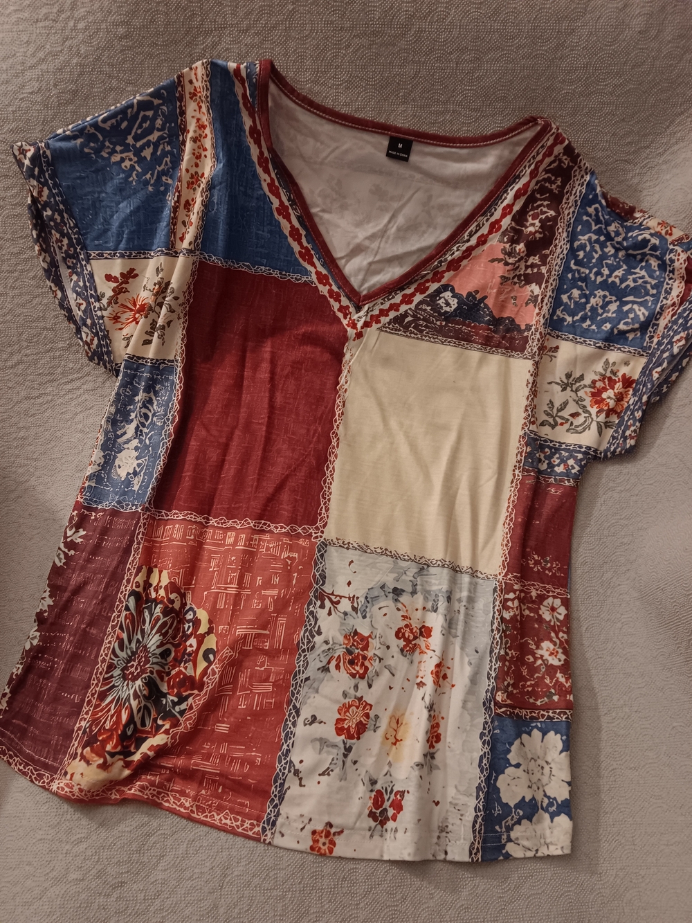 V neck short sleeve top polo M Pit2pit 21" Double 42"